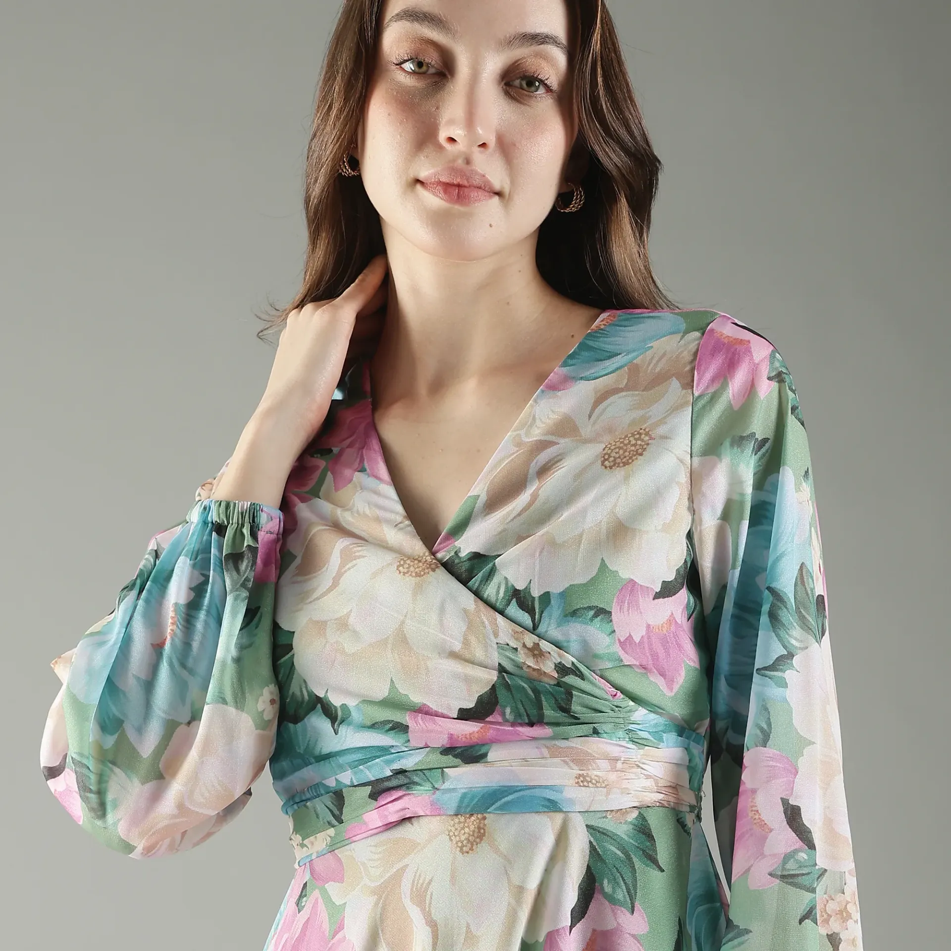 Green Floral Wrap Midi Dress with Long Sleeves and Tie Waist (XS)