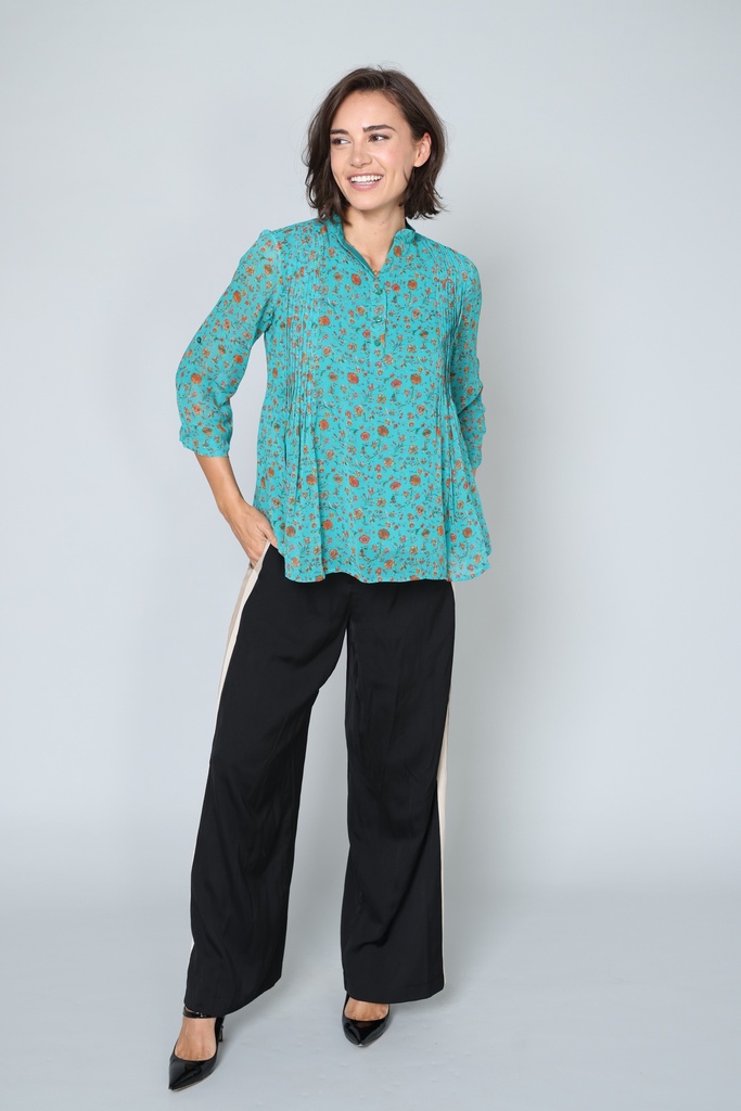 Floral Print Pleated Collar Top